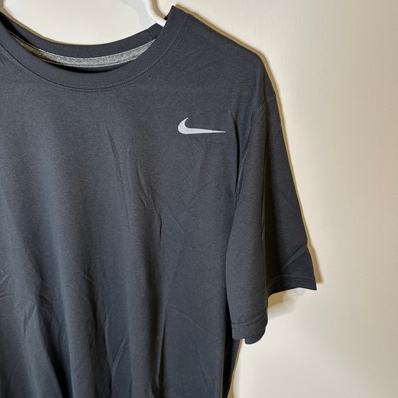Men's Nike Dri-Fit Athletic Shirt Size L - Picture 6 of 6